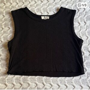 ON HOLD/OZMA Black Sleeveless Crop Top